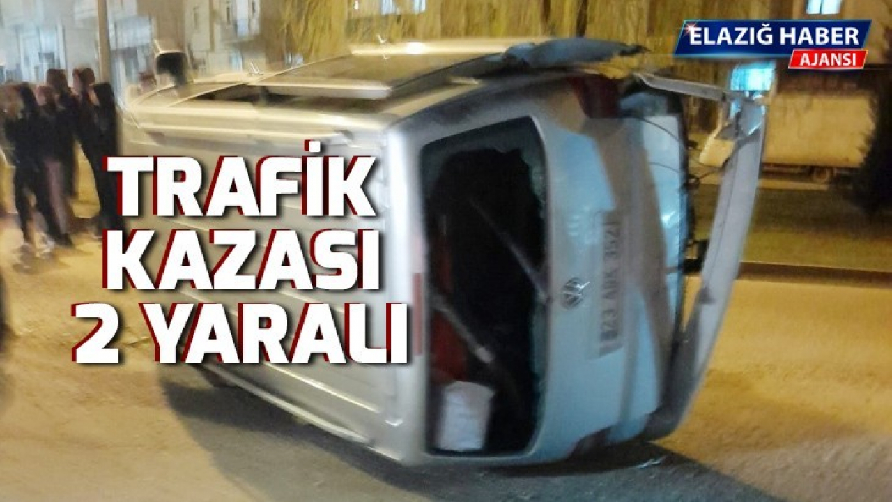 Hafif ticari araç ile otomobil çarpıştı: 2 yaralı