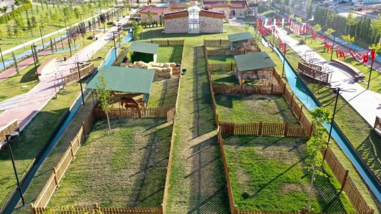 Elazığ'da Kent-Köy'e vatandaşlardan yoğun ilgi