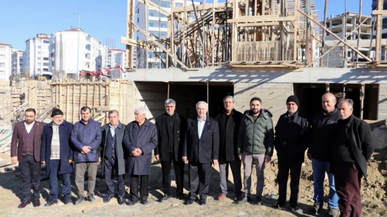 Milletvekili Demirbağ, Şahinkaya Camii ve Yatılı Kız Kur'an Kursu inşa çalışmalarını inceledi